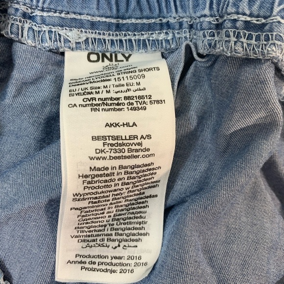 ONLY Blue String Shorts - Picture 4 of 5